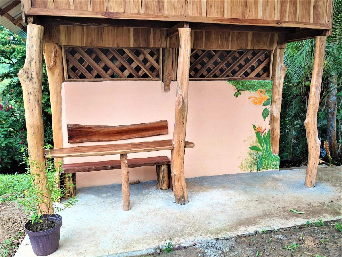 Terra Naturama - Off Grid Living In The Jungle Holiday home *